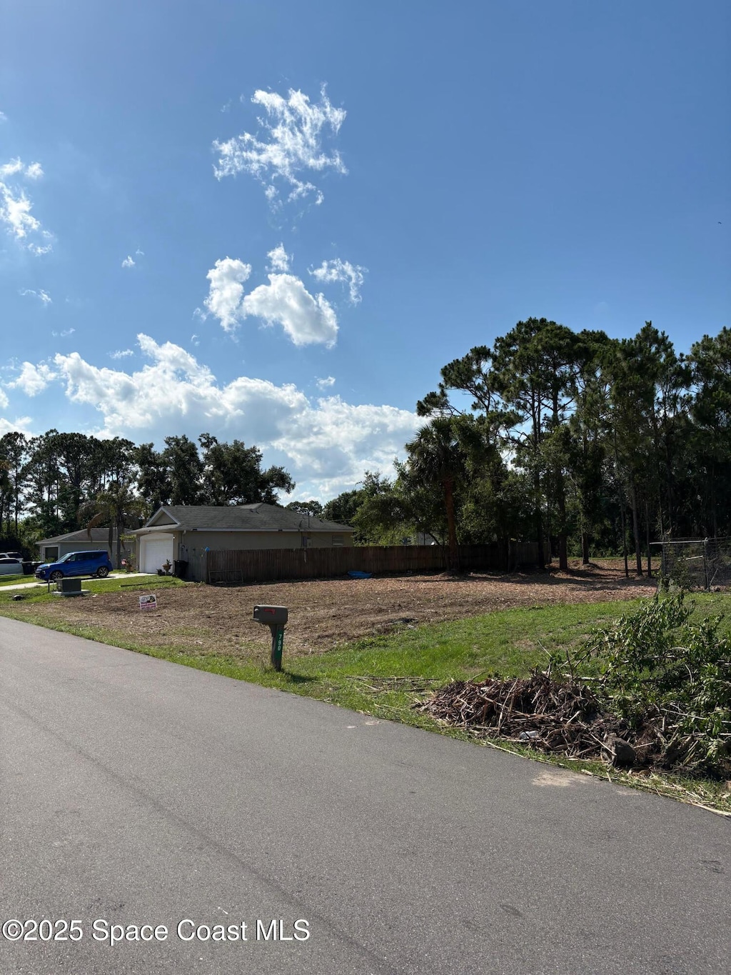 799 Altamira St NW, Palm Bay, FL 32907 - photo 2