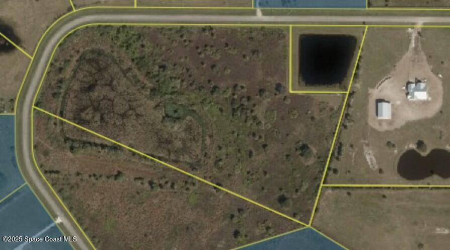 6541 SE 26th Trl, Okeechobee, FL 34974 - photo 1
