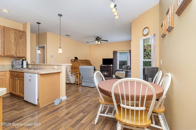 533 Holmes Ave NW, Palm Bay, FL 32907 - photo 9