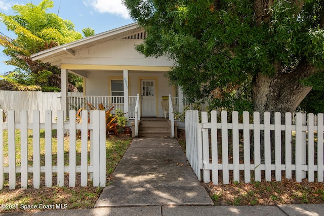 2013 Vernon Pl, Melbourne, FL 32901 - photo 1