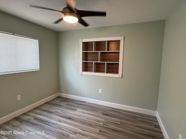 2137 Laden Rd, Melbourne, FL 32935 - photo 6