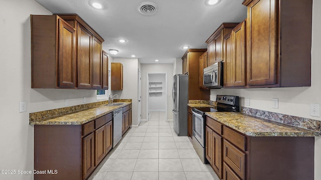 128 E Laila Dr, Melbourne, FL 32904 - photo 3