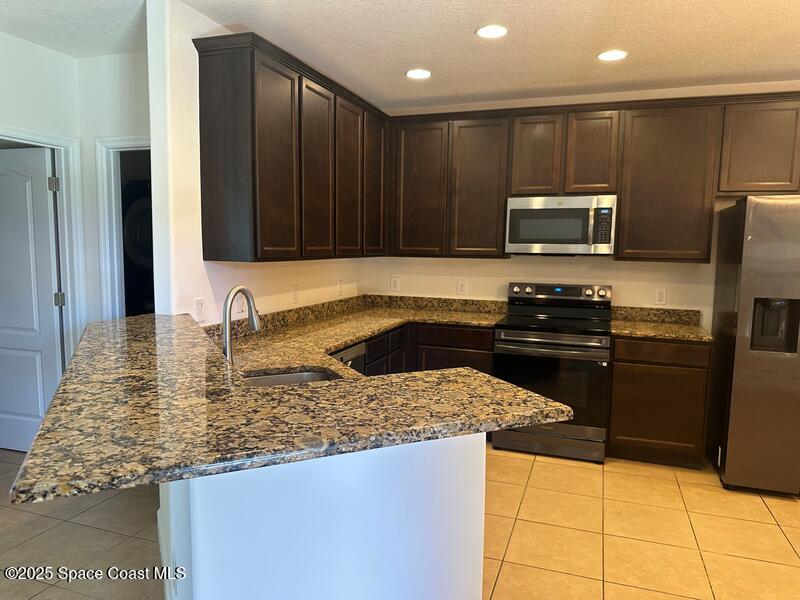 85 Redondo Dr, Satellite Beach, FL 32937 - photo 4