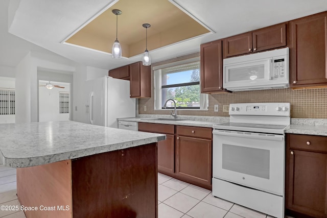 178 Cinnamon Lake Cir, Melbourne, FL 32901 - photo 7