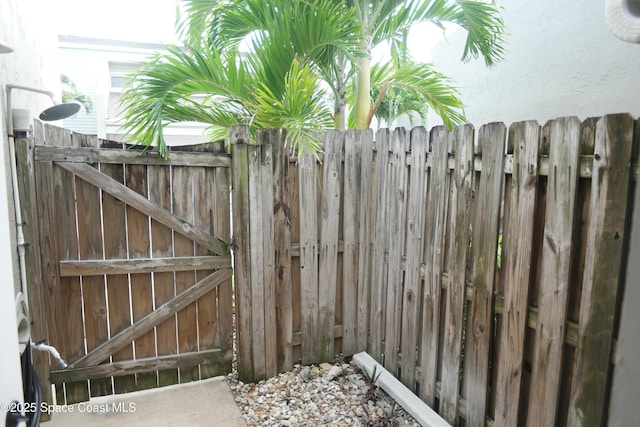1704 Atlantic St Unit 2E, Melbourne Beach, FL 32951 - photo 2