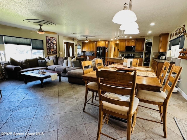 1096 NE Sandy Ln NE, Palm Bay, FL 32905 - photo 5