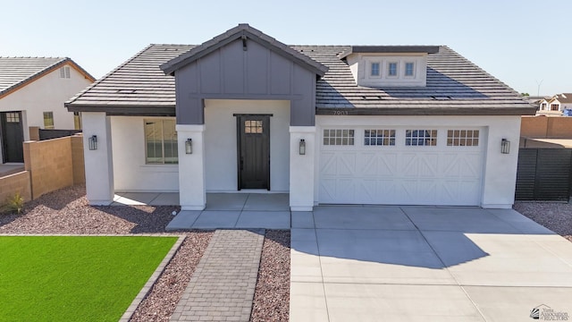 view of front facade with a garage