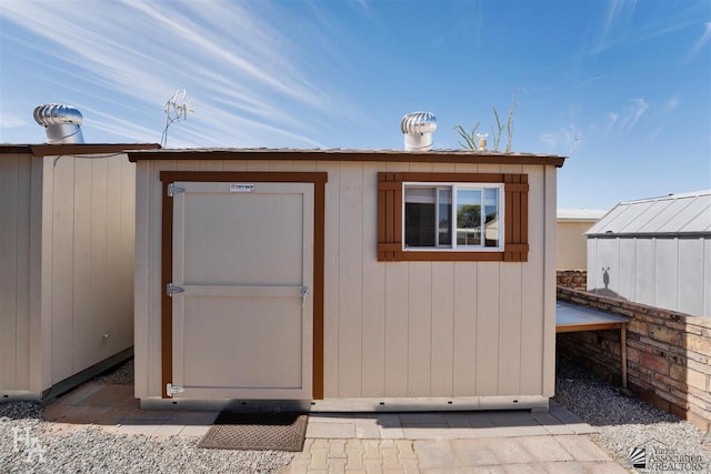 view of outbuilding