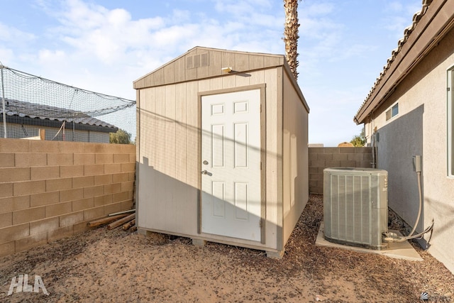 view of outdoor structure featuring cooling unit