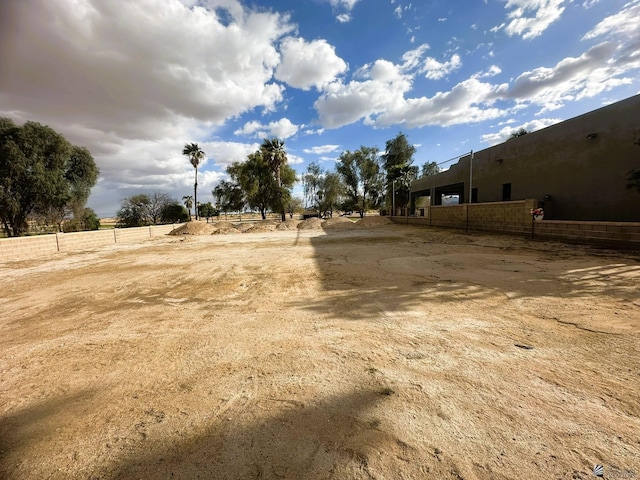 Listing photo 3 for 28151 Canal Ave, Wellton AZ 85356