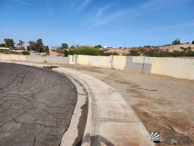 Listing photo 2 for 0 S 17th Ave, Yuma AZ 85364