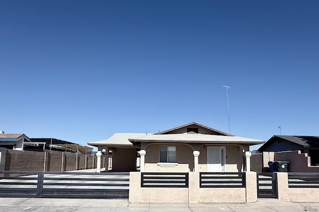 view of front of house