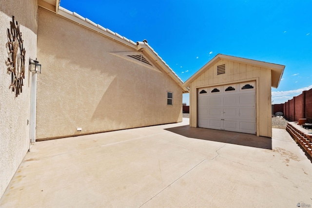11595 S Prescott Ave, Yuma, AZ 85365 - detached garage featuring concrete driveway