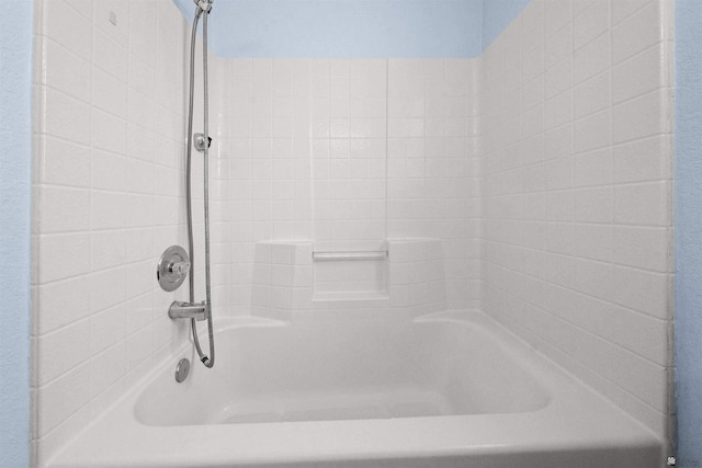 11595 S Prescott Ave, Yuma, AZ 85365 - bathroom featuring washtub / shower combination