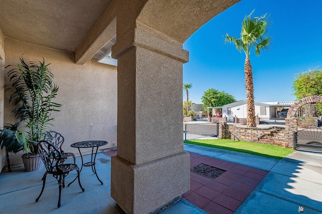 14307 E 49th Ln, Yuma, AZ 85367 - view of patio featuring fence
