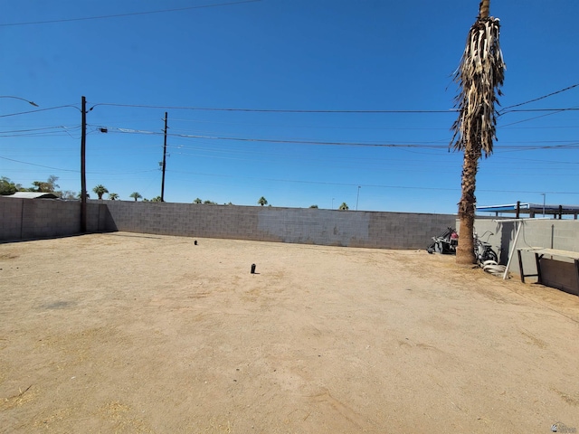 2082 E Ln Mesa St, Yuma, AZ 85365 - view of fenced backyard