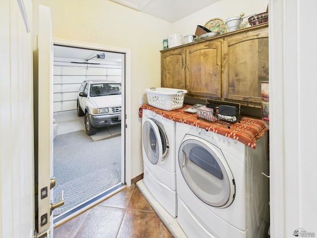 14340 E 49th Ln, Yuma, AZ 85367 - washroom with tile patterned flooring, carpet flooring, cabinet space, and independent washer and dryer