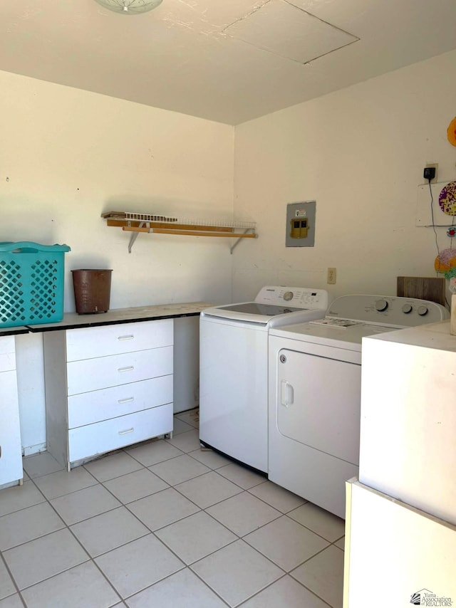 13458 E 53rd Ln, Yuma, AZ 85367 - clothes washing area featuring laundry area, light tile patterned flooring, and independent washer and dryer