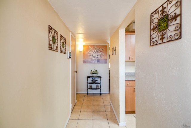 1180 E 26th Pl, Yuma, AZ 85365 - hallway featuring light tile patterned floors and baseboards