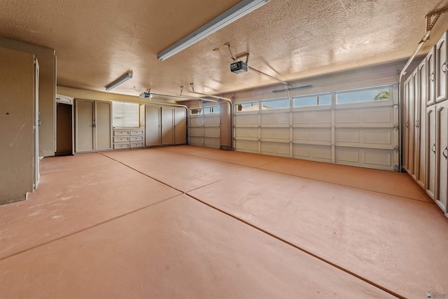 3875 W 26th St, Yuma, AZ 85364 - garage with a garage door opener