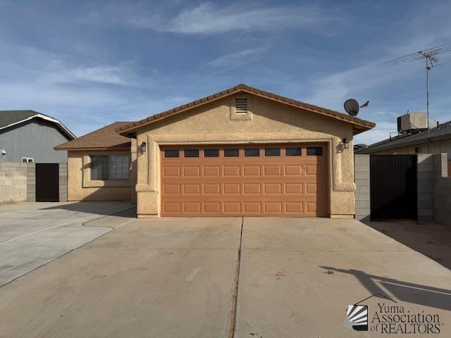 1081 N Mccain Ave, San Luis, AZ 85349 - photo 1