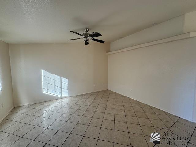 1081 N Mccain Ave, San Luis, AZ 85349 - photo 2