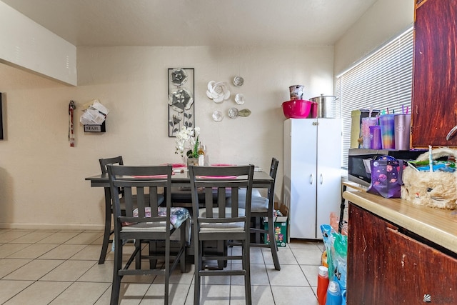 1127 S 13th Ave, Yuma, AZ 85364 - dining room with light tile patterned floors