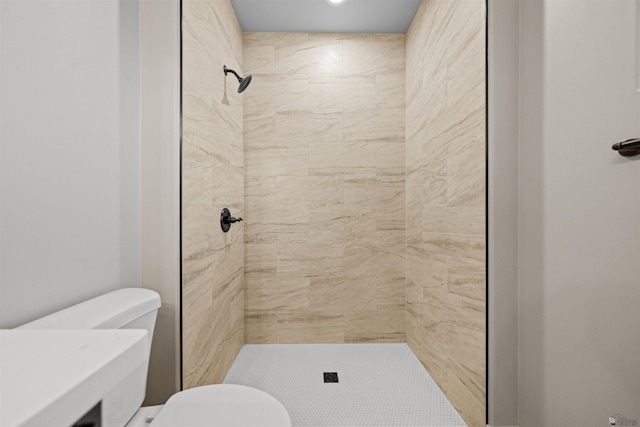 10770 E 45th Ln, Yuma, AZ 85367 - full bathroom featuring toilet and a tile shower
