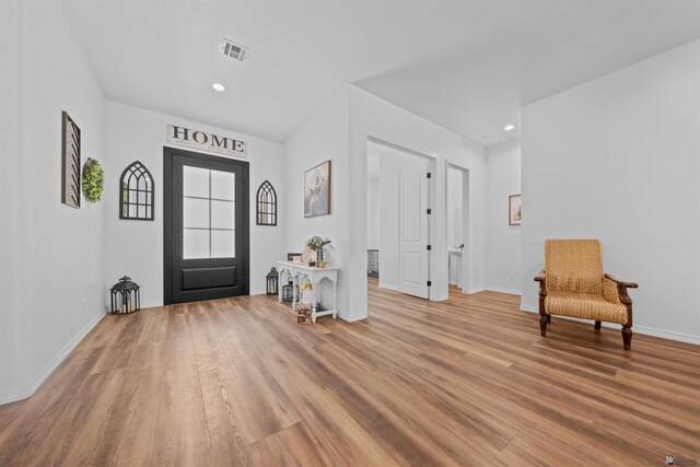 5922 E 47th St, Yuma, AZ 85365 - entryway featuring light wood-style floors and recessed lighting