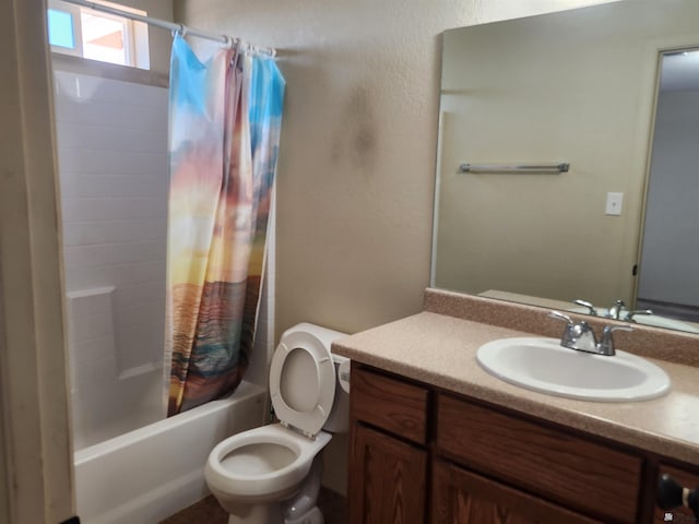 3708 S Desert Oasis Dr, Yuma, AZ 85365 - full bath with toilet, shower / bathtub combination with curtain, and vanity