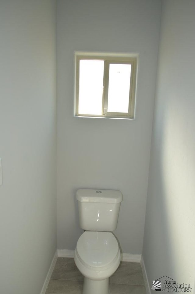 13112 E 54th St, Yuma, AZ 85367 - bathroom with toilet and baseboards