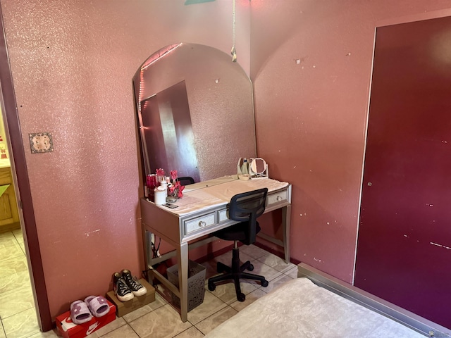 219 E Rio Sonora St, San Luis, AZ 85336 - office featuring tile patterned floors