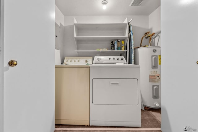 11230 E 37th Pl Unit 131, Yuma, AZ 85367 - laundry area featuring water heater and washing machine and clothes dryer