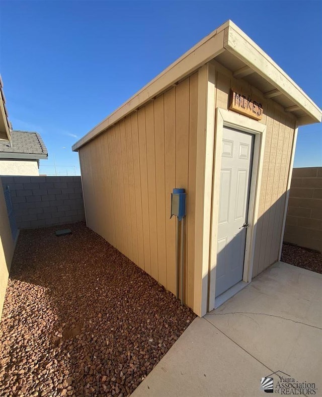 3651 E Hernandez St, San Luis, AZ 85336 - view of shed with a fenced backyard