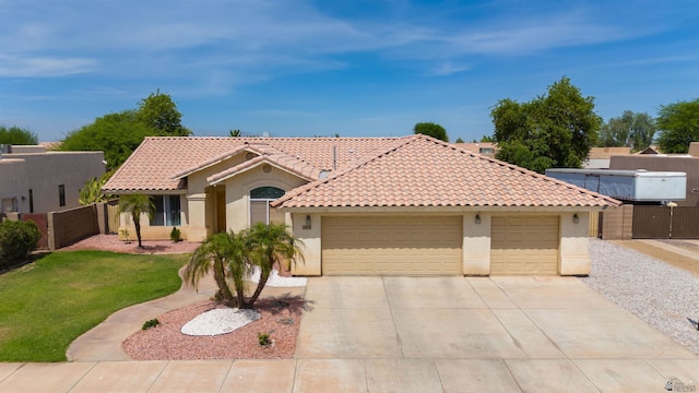 2872 S 48th Dr, Yuma, AZ 85364 - photo 1