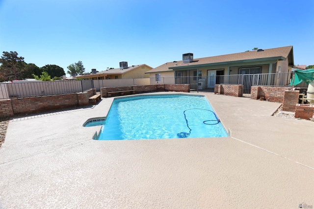 3120 W 16th Pl, Yuma, AZ 85364 - view of pool with a fenced backyard and a patio area