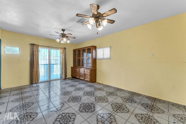 1802 S 11th Ave, Yuma, AZ 85364 - unfurnished room with a ceiling fan
