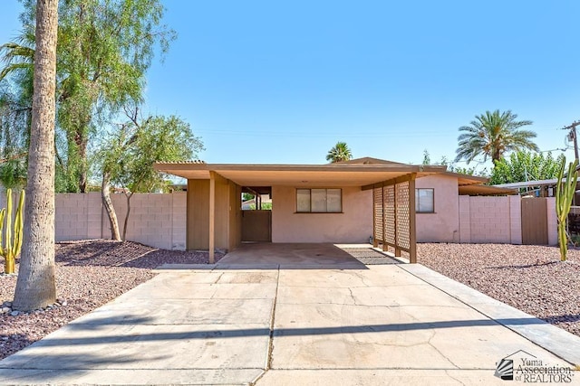 123 E 25th Pl, Yuma, AZ 85364 - photo 1
