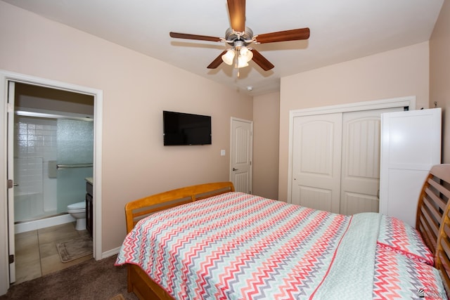 12127 E 35th St, Yuma, AZ 85367 - bedroom featuring a ceiling fan, ensuite bath, dark carpet, and a closet