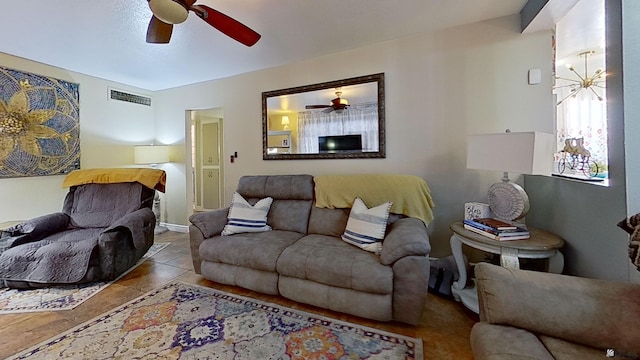 1550 S 7th Ave, Yuma, AZ 85364 - living area featuring a ceiling fan and tile patterned floors