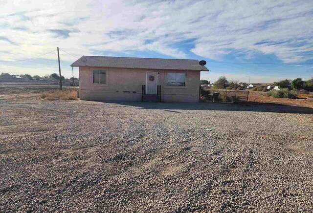 4701 W County 9th St, Yuma, AZ 85364 - back of property with fence and stucco siding