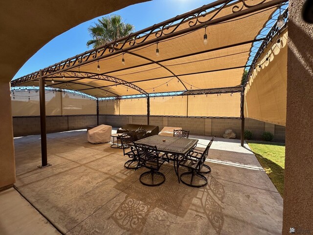 4441 W 13th St, Yuma, AZ 85364 - view of patio / terrace featuring a pergola and fence
