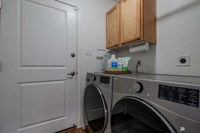 11608 E 26th Ln, Yuma, AZ 85367 - laundry area with cabinet space and washer and dryer