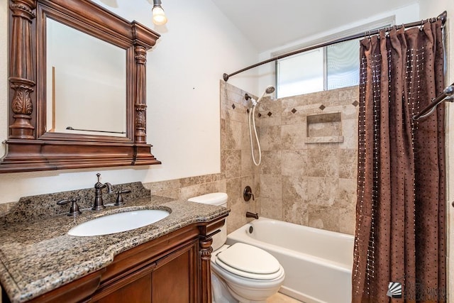 500 E Country Club Dr # 14, Yuma, AZ 85365 - full bath featuring vanity, shower / bathtub combination with curtain, and toilet