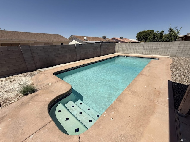 6347 E 44th Pl, Yuma, AZ 85365 - view of pool featuring a fenced backyard