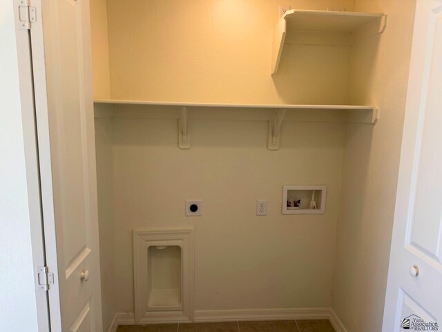 3751 E Santa Palmira St, San Luis, AZ 85336 - washroom featuring laundry area, tile patterned flooring, baseboards, washer hookup, and hookup for an electric dryer