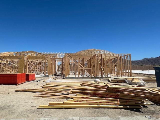 12337 S Grandview Dr, Yuma, AZ 85367 - exterior space featuring a mountain view