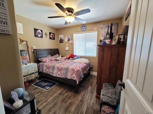 2193 S 40th Dr, Yuma, AZ 85364 - bedroom with wood finished floors and a ceiling fan