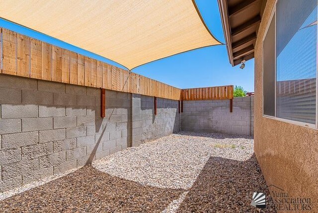 6324 E 45th Ln, Yuma, AZ 85365 - view of fenced backyard