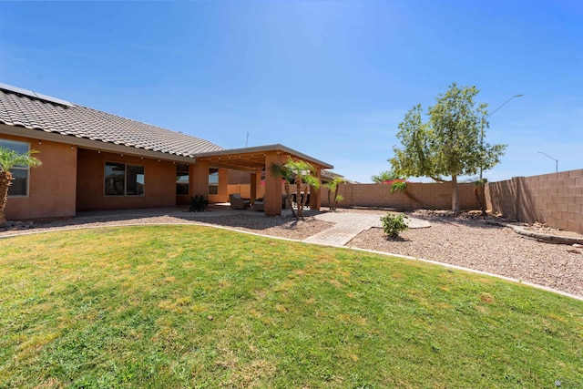 6194 E 46th Ln, Yuma, AZ 85365 - view of yard with a patio area
